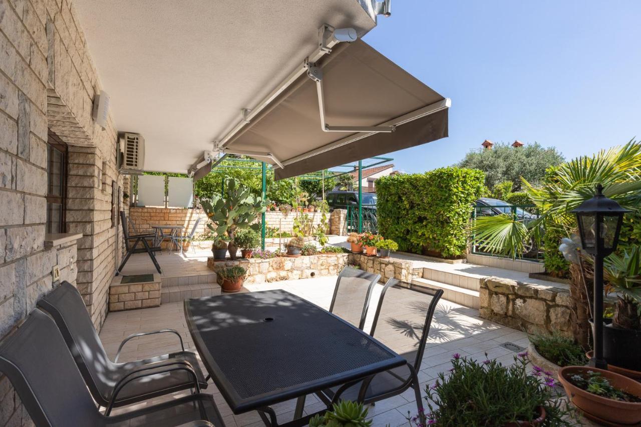 Apartmán Haus Eva Novigrad Istria Exteriér fotografie